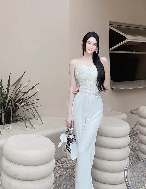 新加坡模特预约